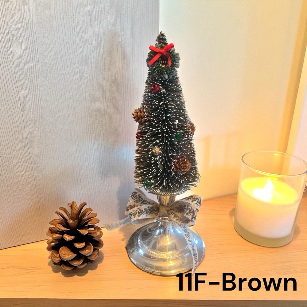 Festive Silver and Green Holiday Tree Decoration Decor